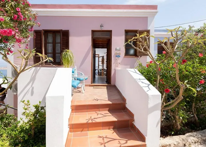 Apartamento Leleka Chalki Town